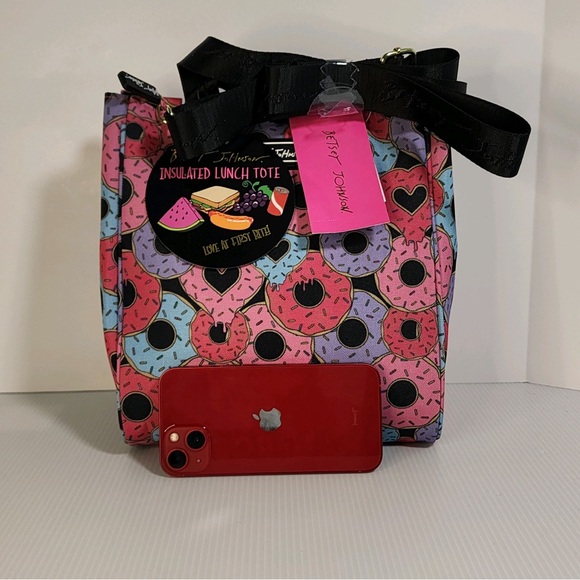 Betsey Johnson Insulated Light Weight Lunch Tote/Bag w/Graphic Donuts Print - Picture 2 of 15